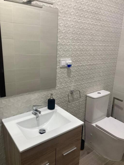 Piso Centrico En Apartament Moguer